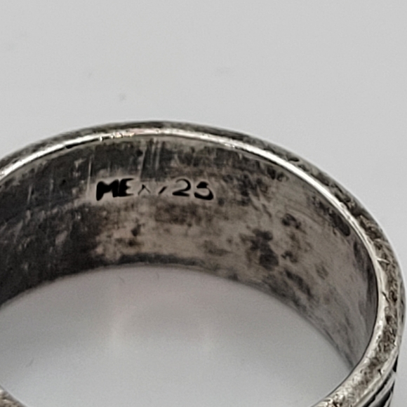 Sterling Silver Scroll Work Wide Band Ring Size 7 - Picture 10 of 10